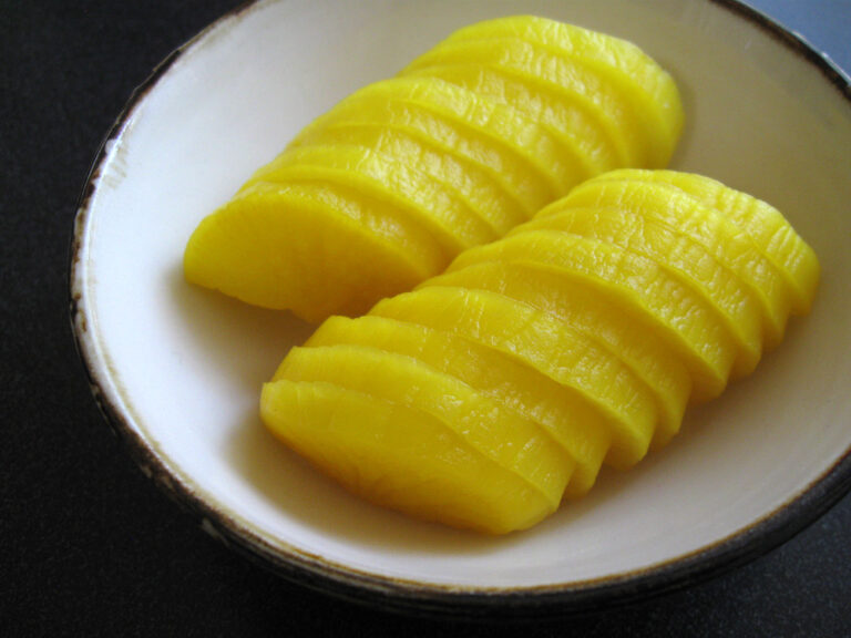 Easy ‘Takuan’ (Pickled Daikon) Hiroko's Recipes