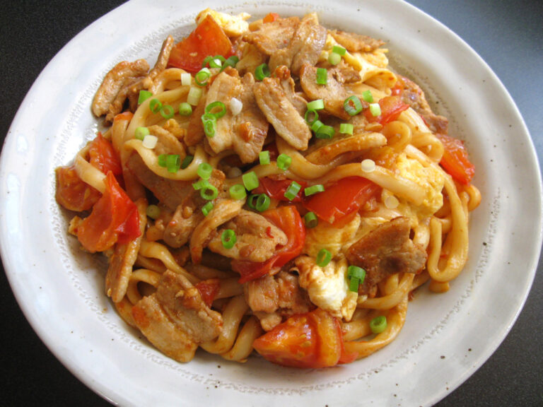 Stirfried Udon with Tomato, Pork & Egg Hiroko's Recipes