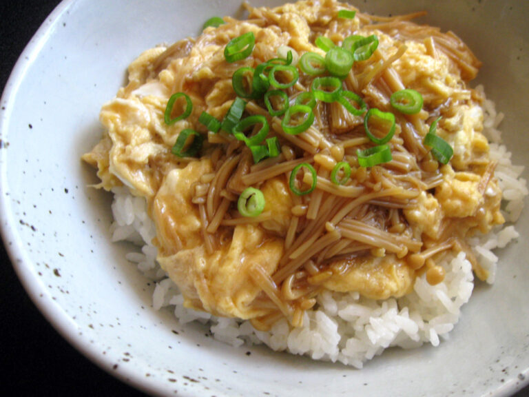 Scrambled Eggs with Nametake Enoki Hiroko's Recipes