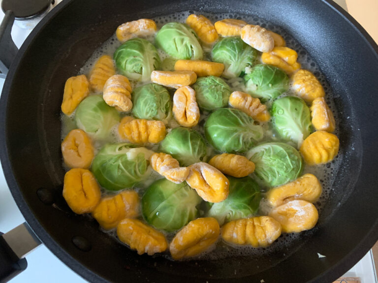 Panfried Garlic Butter Brussels Sprouts & Gnocchi Hiroko's Recipes